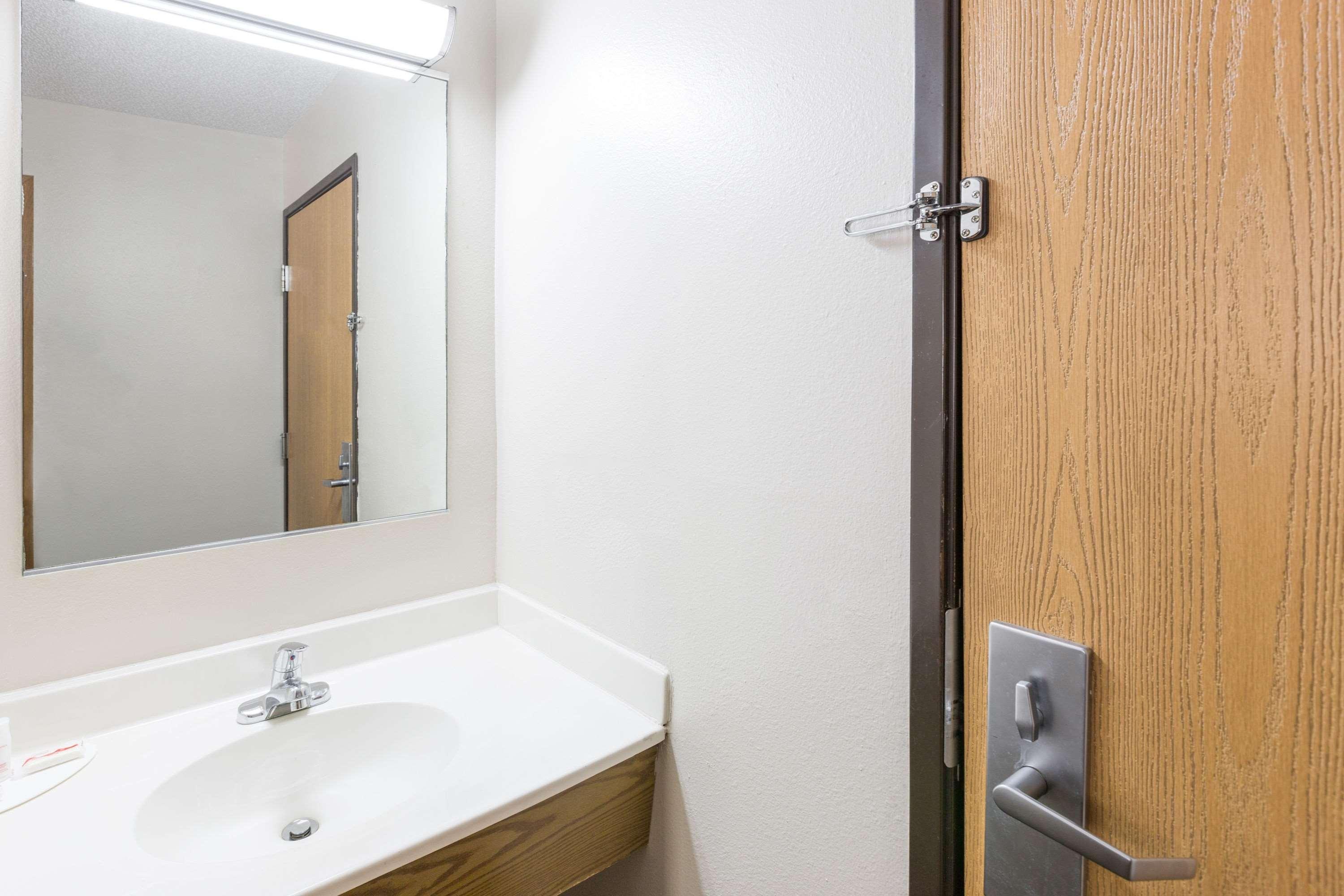 Motel Super 8 By Wyndham Osceola Ia Exteriér fotografie